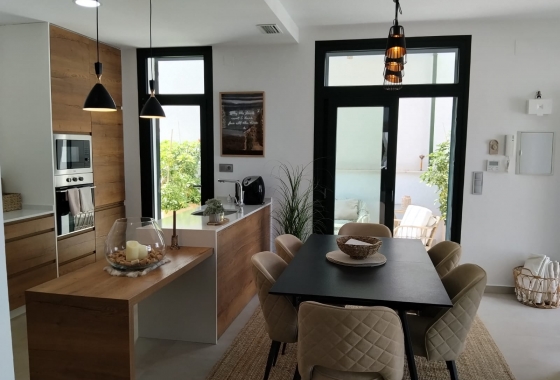 Herverkoop - Villa - Daya Nueva - Costa Blanca