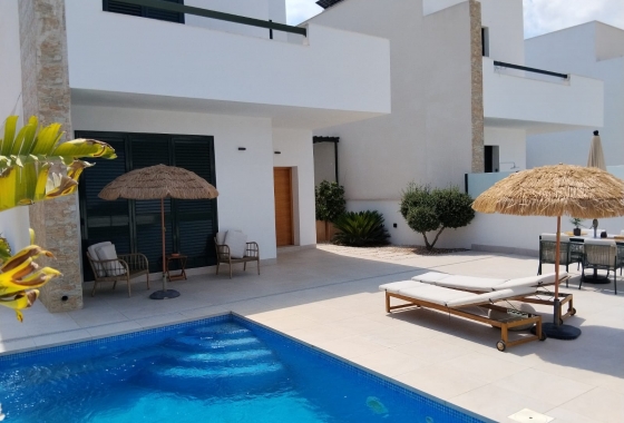 Herverkoop - Villa - Daya Nueva - Costa Blanca