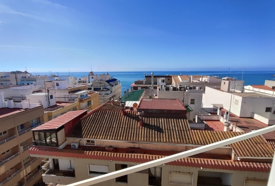 Herverkoop - Penthouse - Torrevieja - Paseo Maritimo