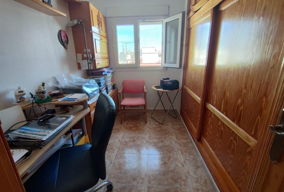 Herverkoop - Penthouse - Torrevieja - Paseo Maritimo