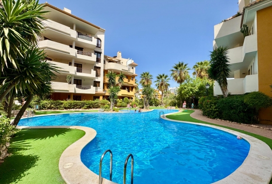 Herverkoop - Appartement / flat - Torrevieja - Punta Prima