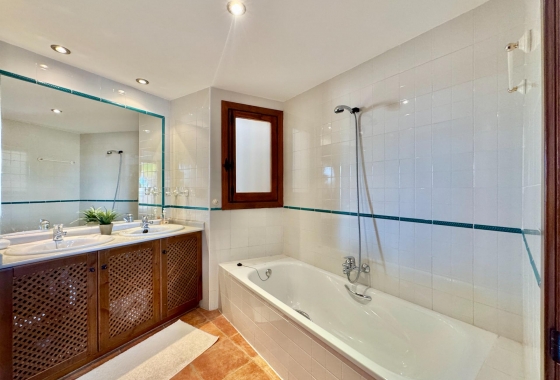 Herverkoop - Appartement / flat - Torrevieja - Punta Prima