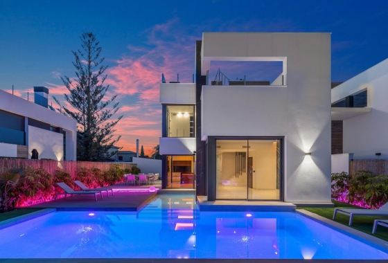 Herverkoop - Villa - Torrevieja - Torreta Florida
