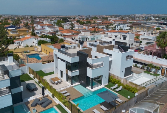 Herverkoop - Villa - Torrevieja - Torreta Florida