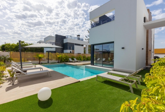 Herverkoop - Villa - Torrevieja - Torreta Florida