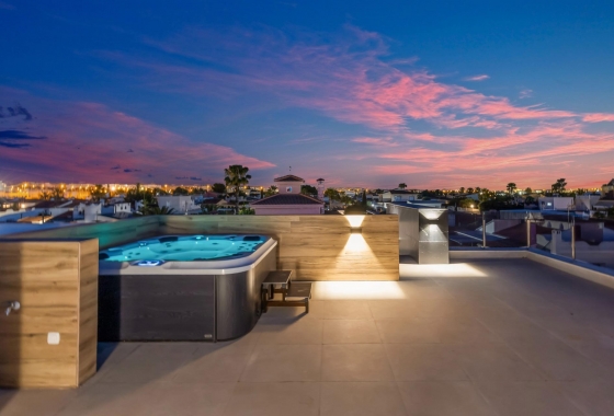 Herverkoop - Villa - Torrevieja - Torreta Florida