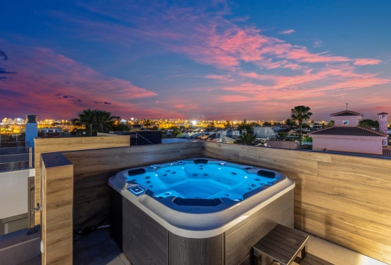 Herverkoop - Villa - Torrevieja - Torreta Florida