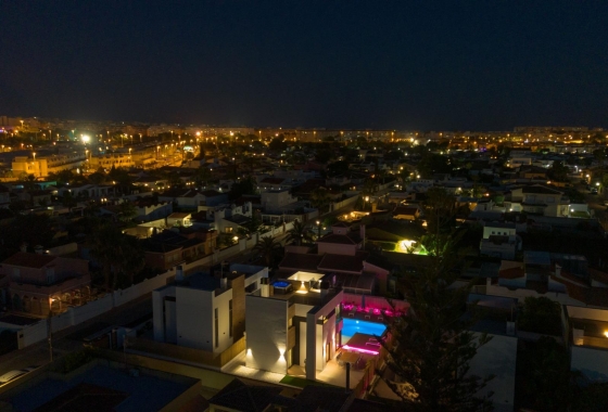 Herverkoop - Villa - Torrevieja - Torreta Florida
