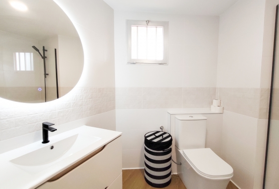 Resale - Apartment / flat - Orihuela Costa - Costa Blanca