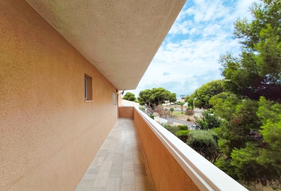 Resale - Apartment / flat - Orihuela Costa - Costa Blanca