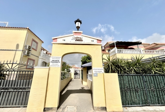 Resale - Apartment / flat - Orihuela Costa - Costa Blanca