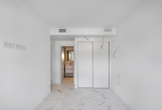 Resale - Apartment / flat - Torrevieja - Costa Blanca