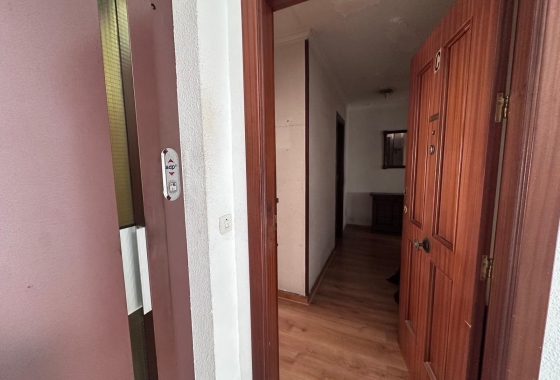 Перепродажа - Квартира - Torrevieja