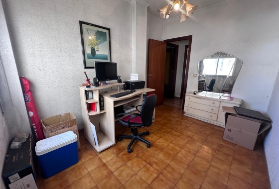 Перепродажа - Квартира - Torrevieja