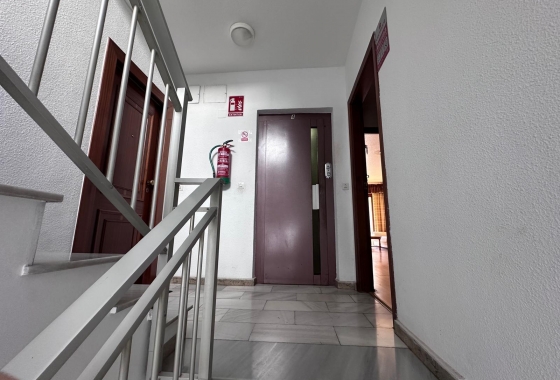 Перепродажа - Квартира - Torrevieja
