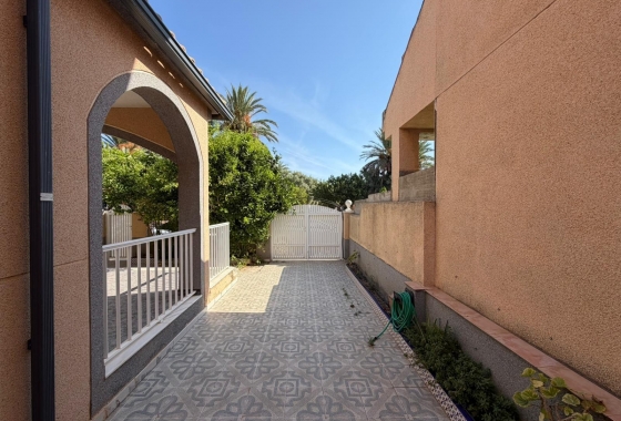 Resale - Villa - Santiago de la Ribera - San Blas