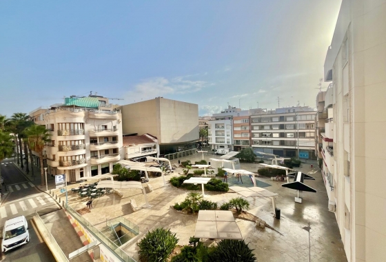 Återförsäljning - Lägenhet / lägenhet - Torrevieja