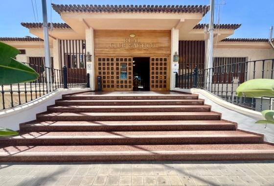 Återförsäljning - Lägenhet / lägenhet - Torrevieja