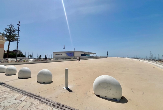Återförsäljning - Lägenhet / lägenhet - Torrevieja