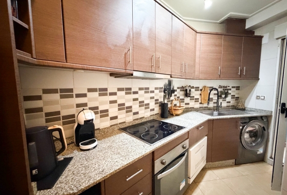 Resale - Apartment / flat - Torrevieja - Costa Blanca
