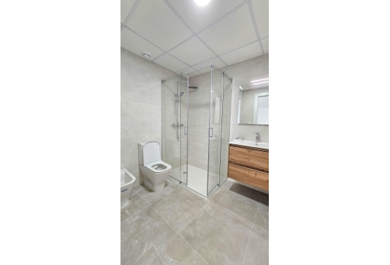 Resale - Apartment / flat - Torrevieja - Playa del Cura
