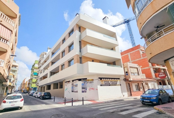 Resale - Apartment / flat - Torrevieja - Playa del Cura