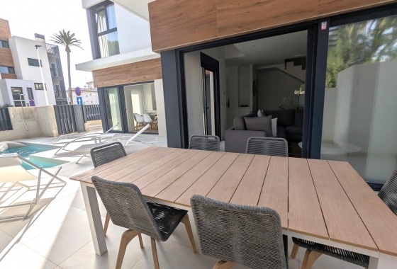 Resale - Villa - Santiago de la Ribera - Costa Calida