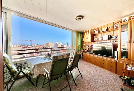 Resale - Apartment / flat - Torrevieja - La Mata