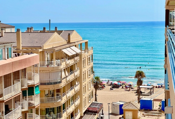 Resale - Apartment / flat - Torrevieja - La Mata