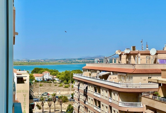 Resale - Apartment / flat - Torrevieja - La Mata