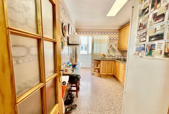 Resale - Apartment / flat - Torrevieja - La Mata