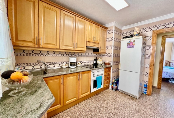 Resale - Apartment / flat - Torrevieja - La Mata