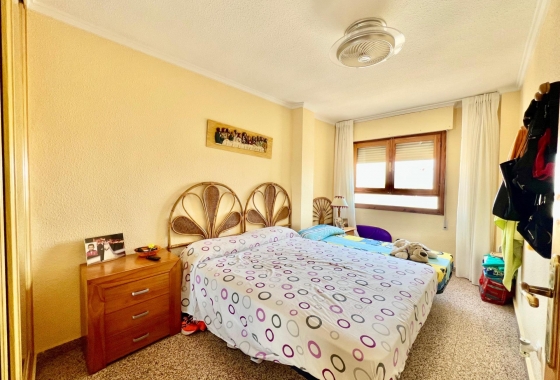 Resale - Apartment / flat - Torrevieja - La Mata