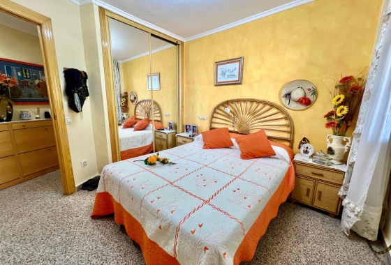 Resale - Apartment / flat - Torrevieja - La Mata