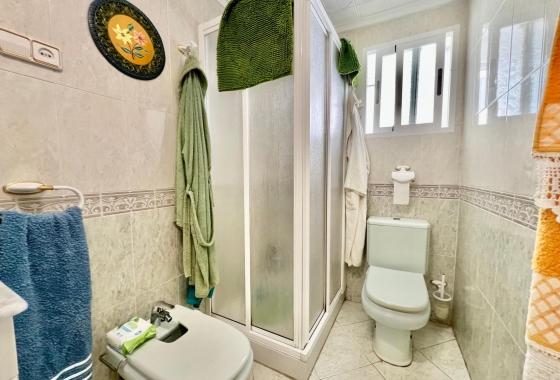 Resale - Apartment / flat - Torrevieja - La Mata