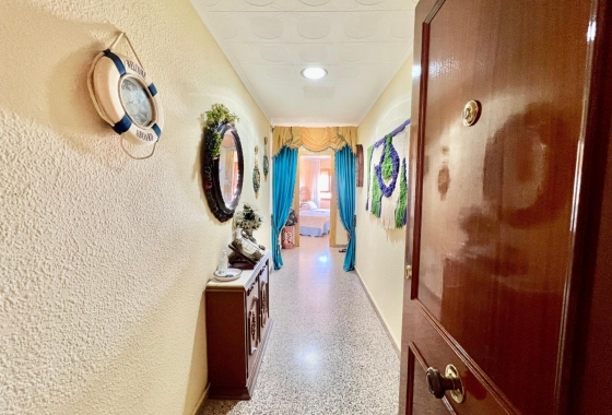 Resale - Apartment / flat - Torrevieja - La Mata