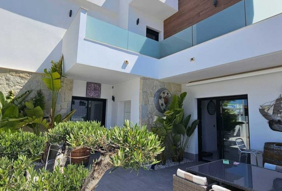 Resale - Villa - Los Montesinos - Costa Blanca