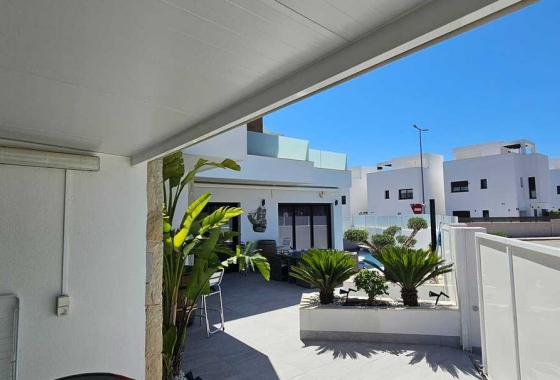 Resale - Villa - Los Montesinos - Costa Blanca