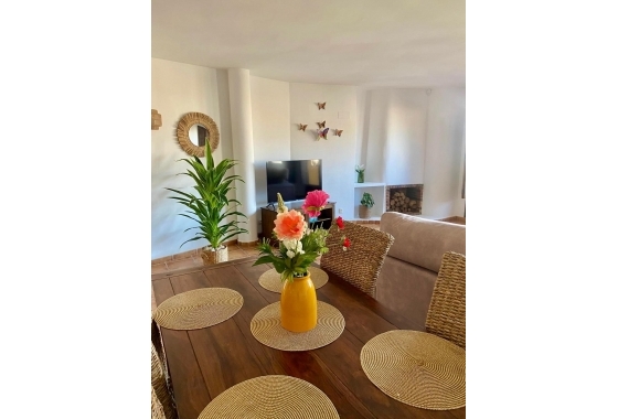 Resale - Apartment / flat - Torrevieja - Punta Prima