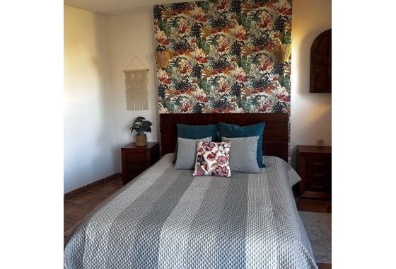 Resale - Apartment / flat - Torrevieja - Punta Prima