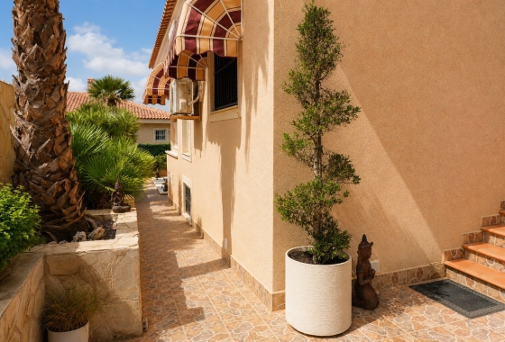Resale - Villa - Rojales - Inland