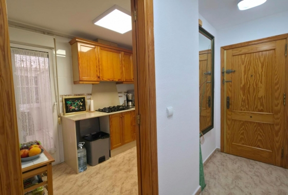 Resale - Apartment / flat - Torrevieja - Playa del Cura