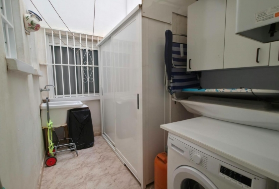 Resale - Apartment / flat - Torrevieja - Playa del Cura