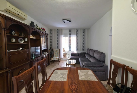 Resale - Apartment / flat - Torrevieja - Playa del Cura