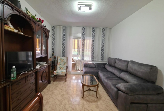 Resale - Apartment / flat - Torrevieja - Playa del Cura