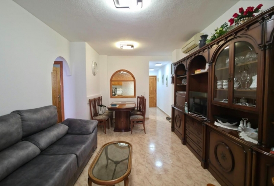 Resale - Apartment / flat - Torrevieja - Playa del Cura