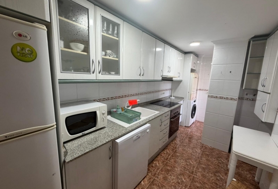 Resale - Apartment / flat - Torrevieja - Punta Prima