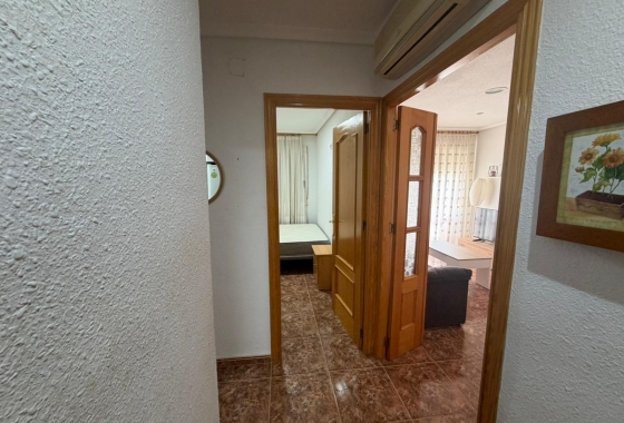 Resale - Apartment / flat - Torrevieja - Punta Prima