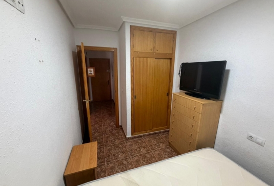 Resale - Apartment / flat - Torrevieja - Punta Prima