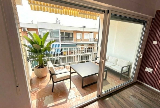 Herverkoop - Appartement / flat - Torrevieja - Costa Blanca